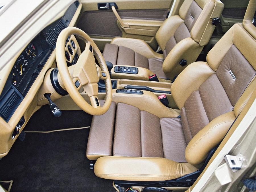  Mercedes-Benz 190 E by Zender 1983 года  (фото 6 из 8)